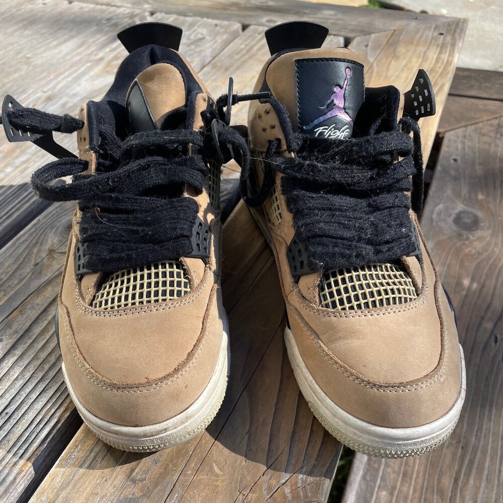 Jordan 4 Fossil